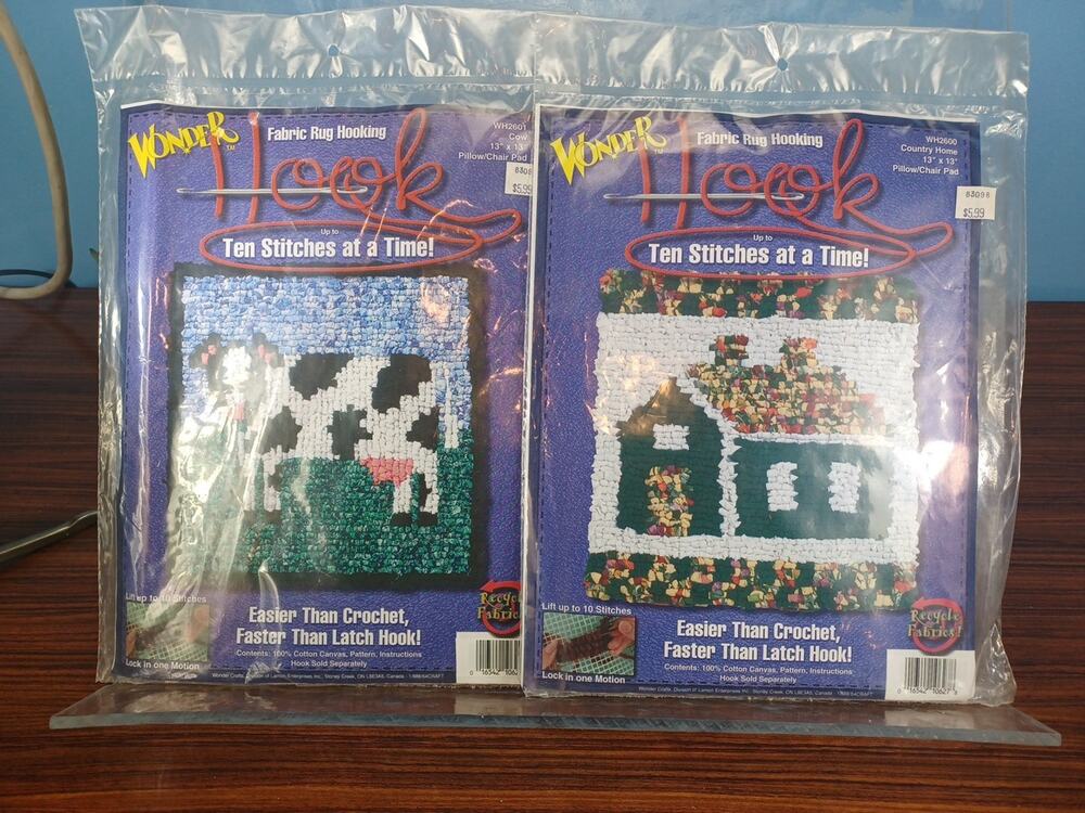 Vintage Wonder Hook 1997 Pillow/Chair Pad Fabric Rug Hooking Country Home & Cow